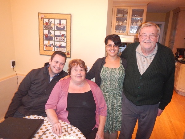 2017 Wendy celebrates her 70th with her family