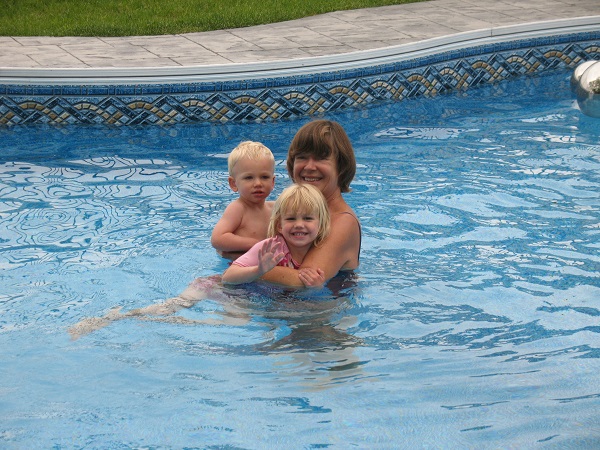 2009 BCt Madi Barrett kathy In Holders Pool June 8