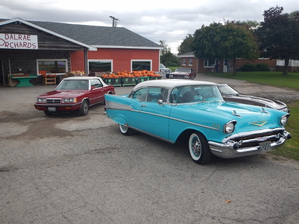 2018 Car Tour Walpole shows us at a stop at a fruit stand
        enroute