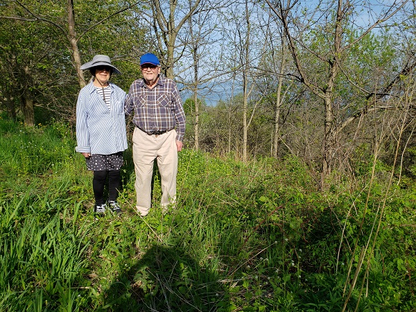 2023 Ron Kathy on the Bluffs