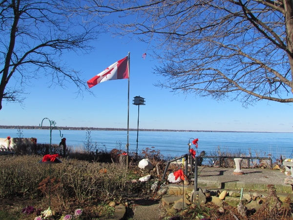 2012 Beacon Court Lake Huron
      view west Jan 10