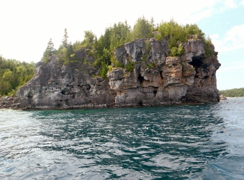 2011 Tobermory Grotto
        Cliff